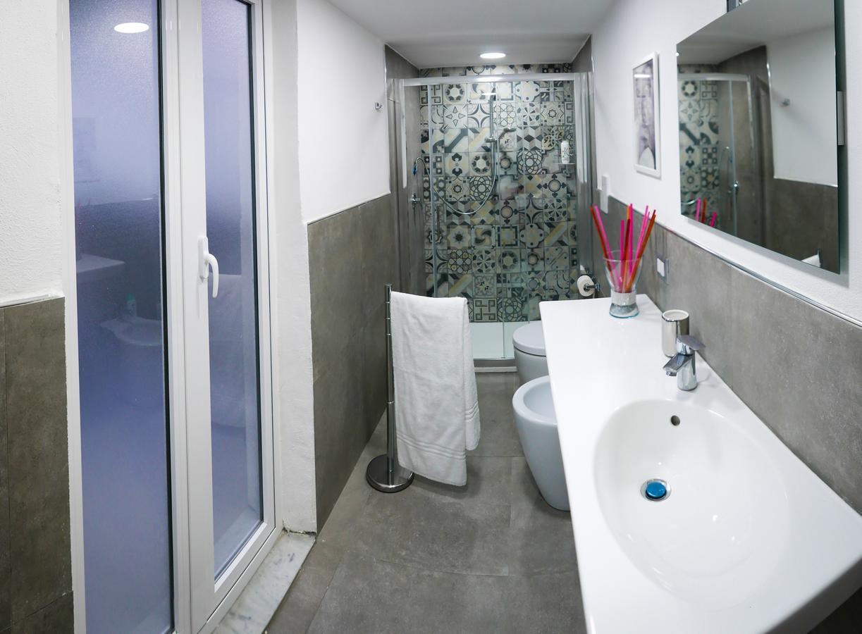 Villa Holiday House Toto à Naples Extérieur photo